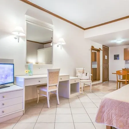 Kipriotis Aqualand 4*